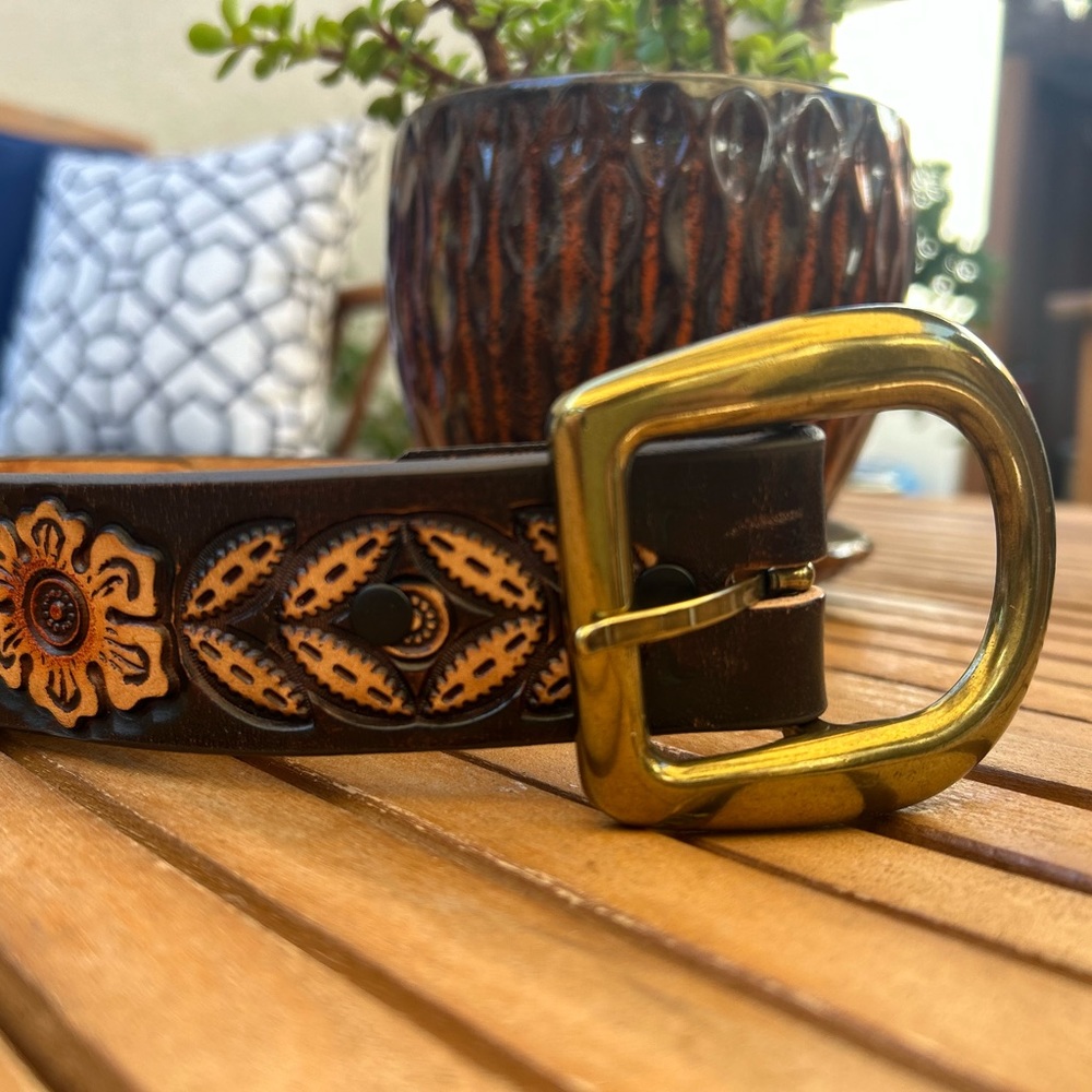 Genuine Leather Tony Lama Belt